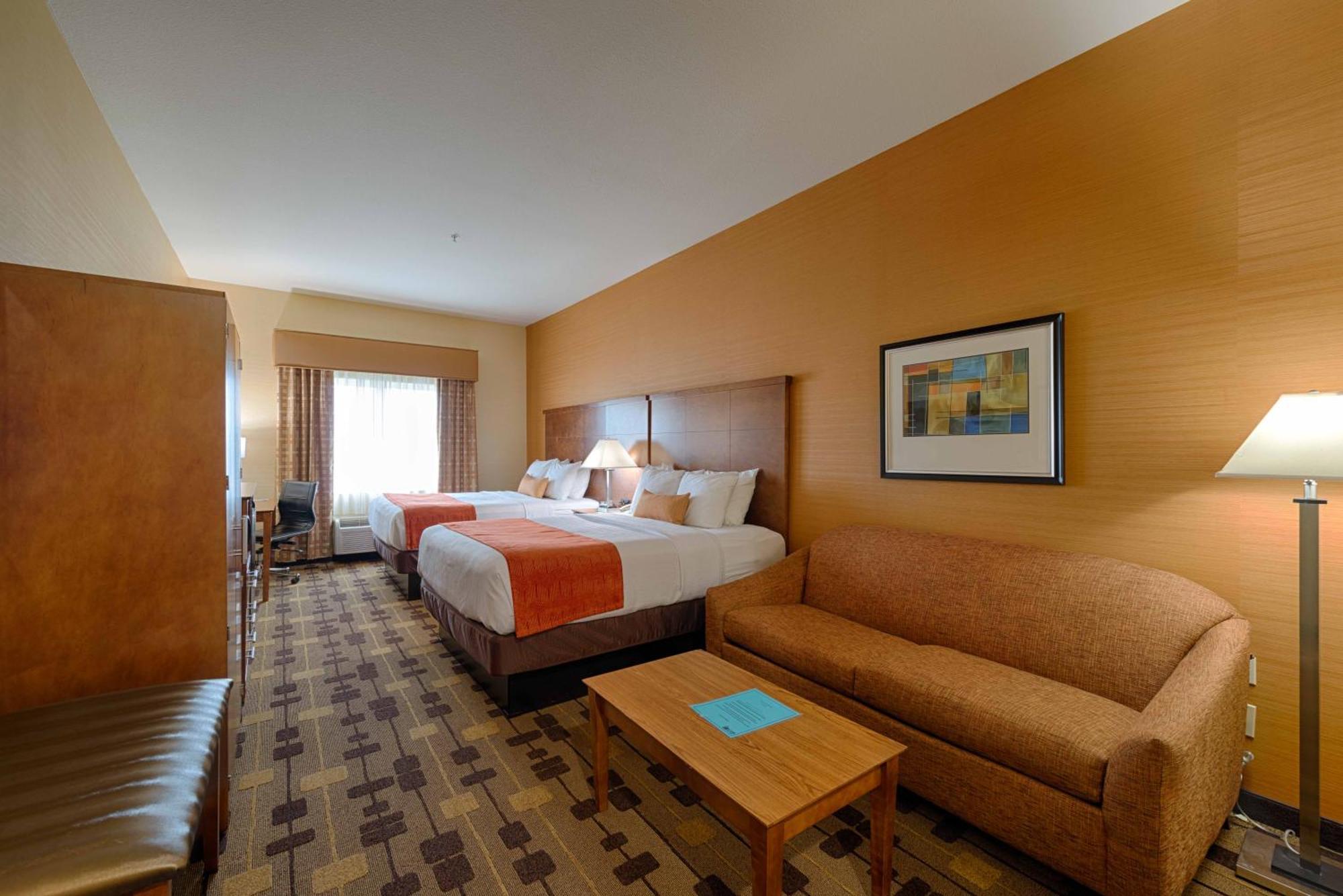 Best Western Plus Delta Inn & Suites Oakley Bagian luar foto