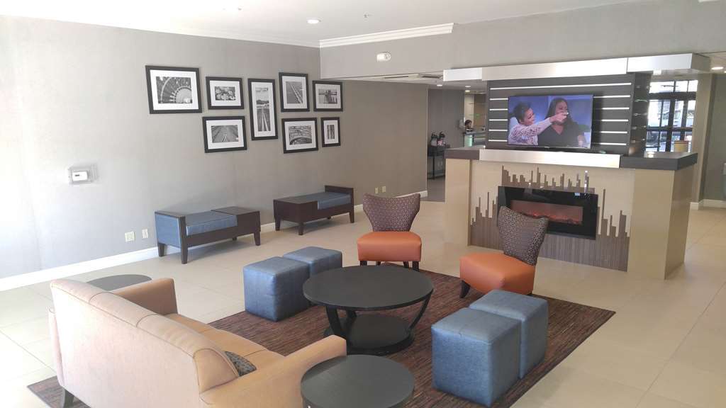 Best Western Plus Delta Inn & Suites Oakley Interior foto